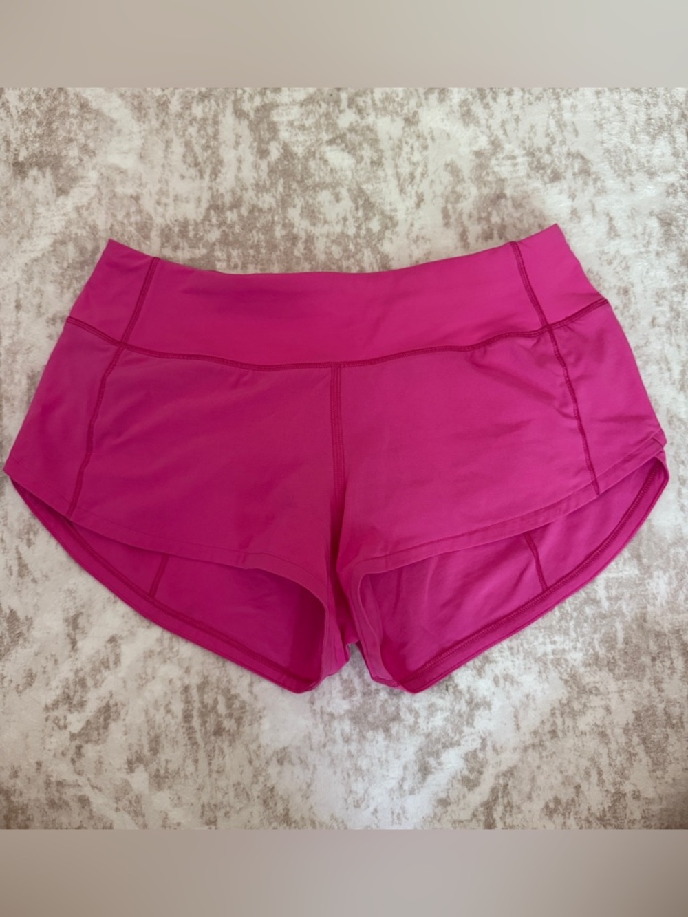 Lululemon Speed Up Shorts Low Rise 2.5” Pink Size 2